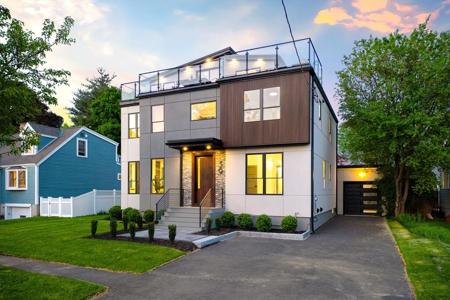 39 Spy Pond Pkwy