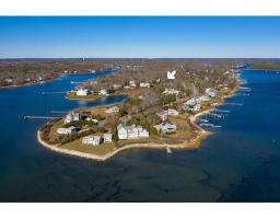 27 Ipswich Dr