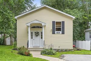 19 Browns Brook Rd