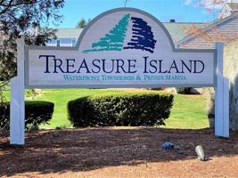 1404 Treasure Island Rd