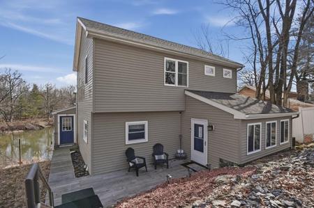 5 Pineland Avenue