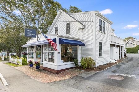 409 Main St