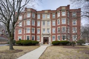 135 Pleasant St