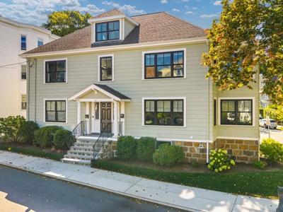 14 Castleton St