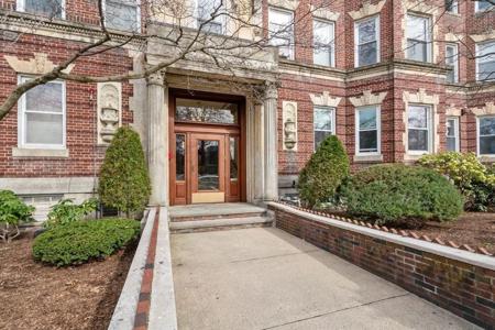 131 Park Dr