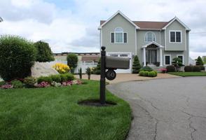 60 Abington Ln