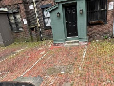 339 Commonwealth Ave
