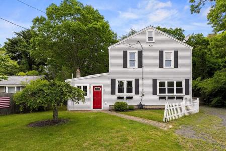 24 Oak Dr