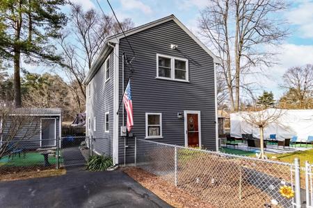 3 Balsam Rd