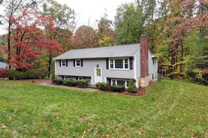 18 Westwood Dr