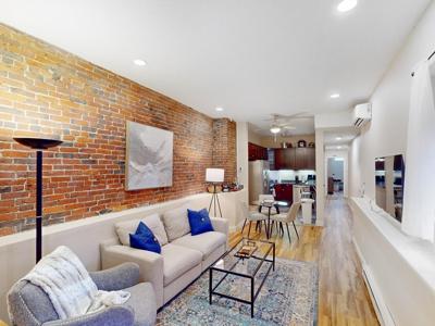 45 Hemenway St