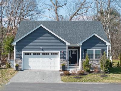 11 Abby Ln