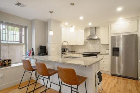 17 Neponset Street