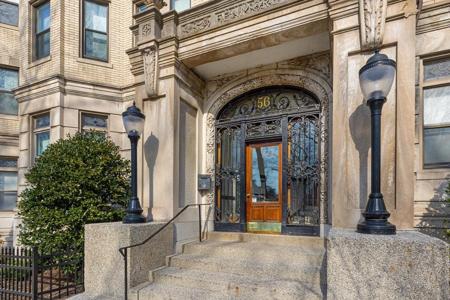 56 Charlesgate E