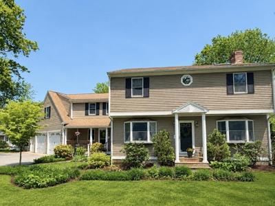 9 Pondview Ave