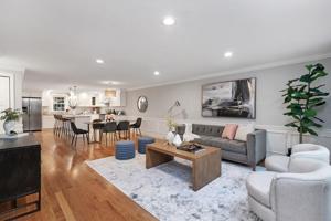 21 Mott Street