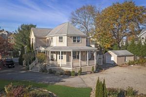10 Stacey Court