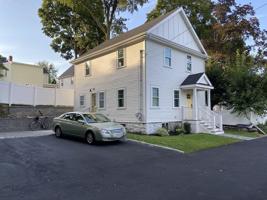 34 Oak St