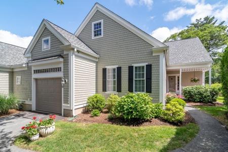 12 Sea Knoll Ct