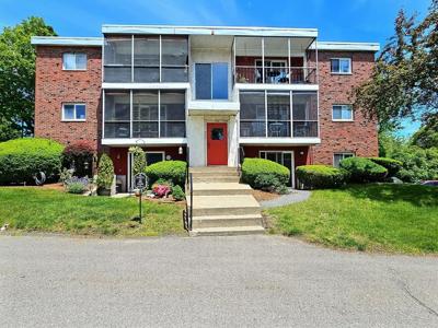 142 West St