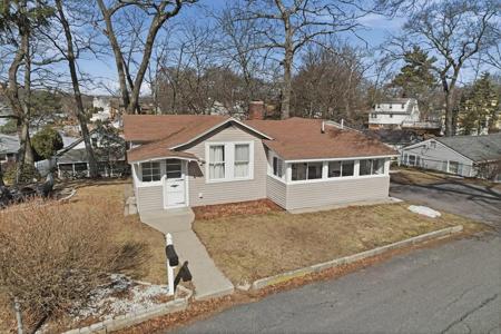 81 Bay View Drive