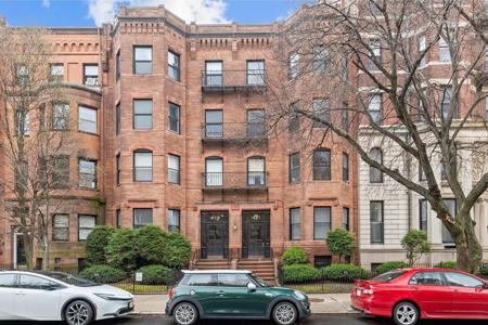 479 Beacon St