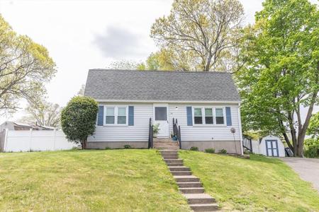 25 Lively Ln