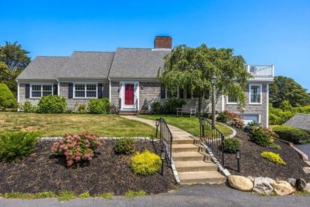 55 Christopher Harding Ln