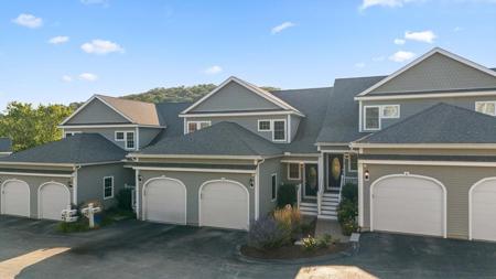 10 Eastern Point Drive