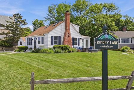 2 Osprey Ln