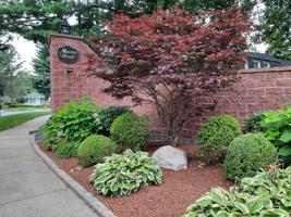 18 Mansion Woods Dr