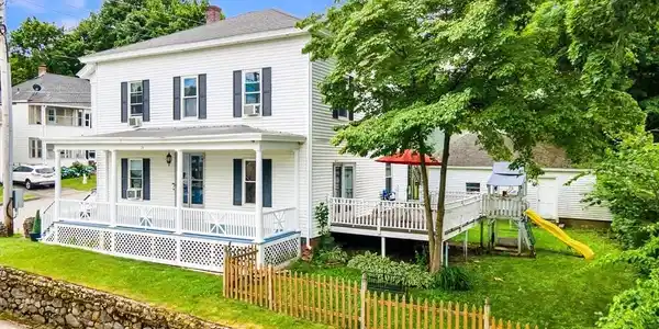 79 Beacon St