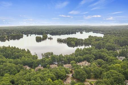 16 Wintergreen Ct