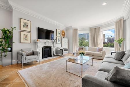 333 Commonwealth Ave
