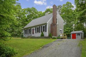 1 Granby Ln