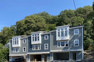 259 Lake Ave N