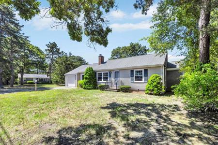 41 Yelverton Ln