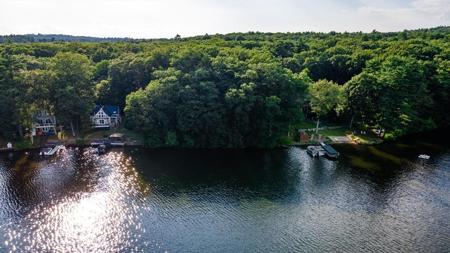 51-A Seneca Ln