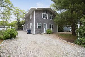 48 Atwater Dr