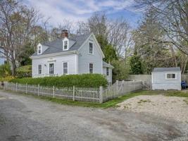 14 Beacon Street