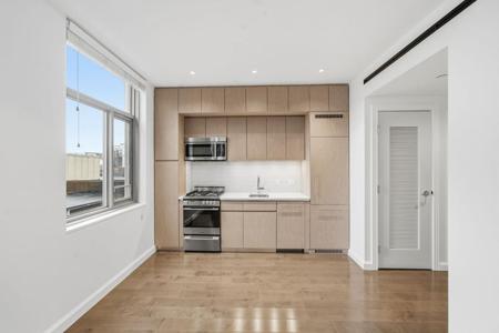 43 Westland Ave