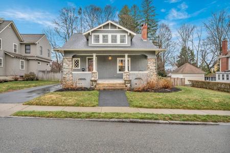 41 Commonwealth Ave