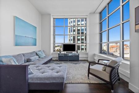 360 Newbury Street