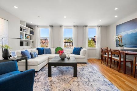 382 Marlborough St