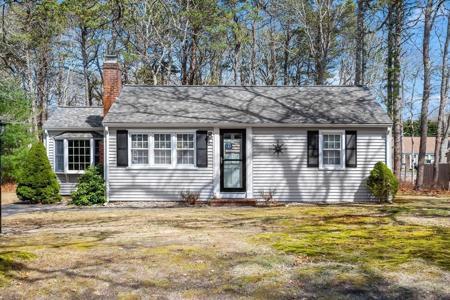 10 Lake Dr
