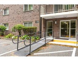 18 Hamilton Rd