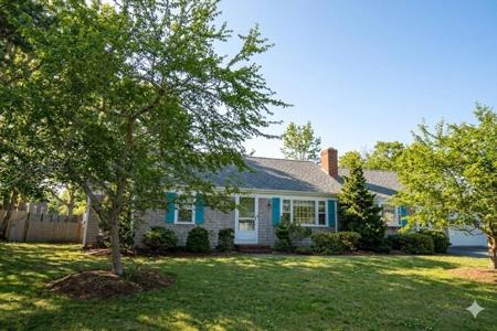 15 Mulford St