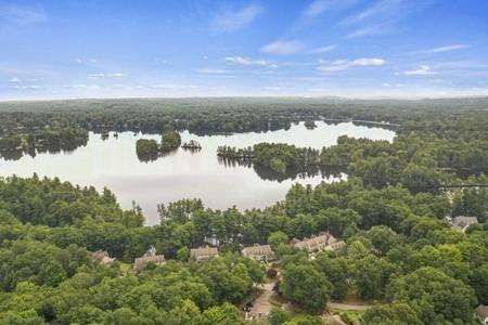18 Wintergreen Ct