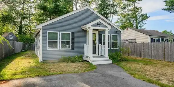 22 Crystal Lake Dr