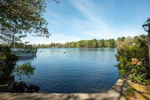 3 Lakeview Rd